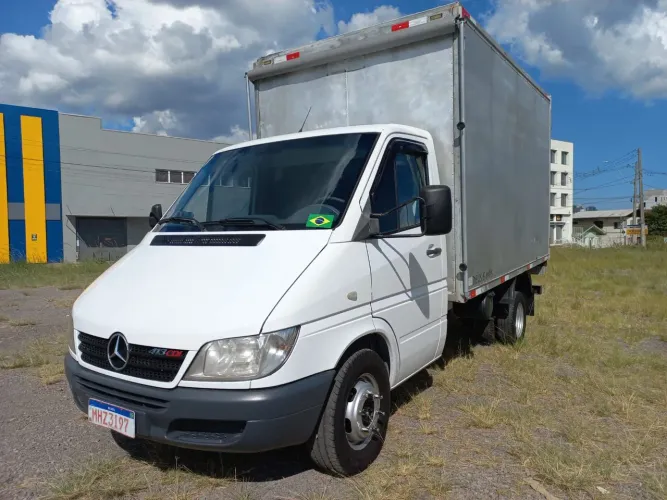 VENDO MB SPRINTER 413 CDI ANO 2010