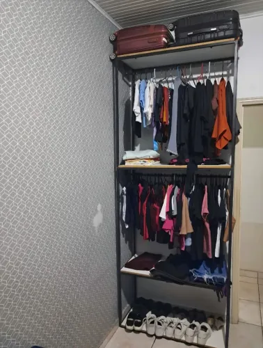 Arara tipo closet
