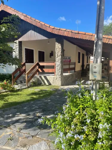 Linda casa em Condomínio Rainha da Paz 3 quartos, sendo 1 suite