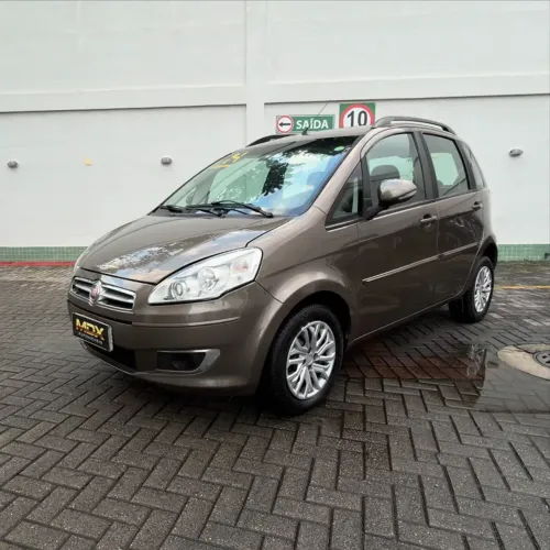 Fiat Idea Attractive 1.4 Fire Flex 8V 5P 2014