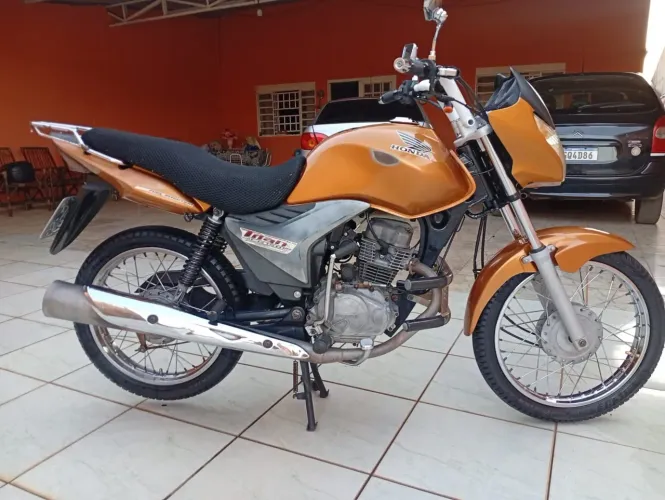 Moto CG Titan 150