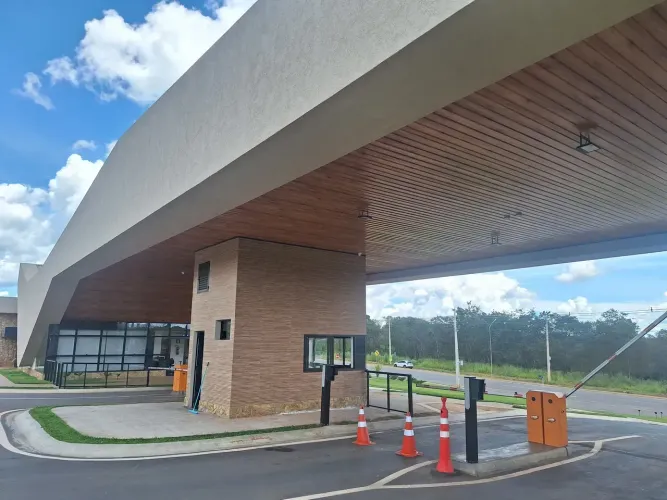 Lote/Terreno para venda tem 250 metros quadrados em Condomínio Vinhas - Senador Canedo - G
