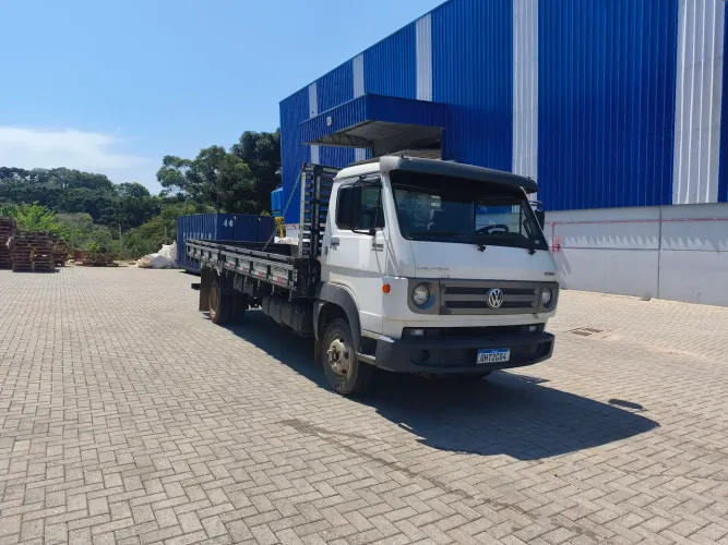 Caminhão 10-160