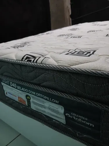 Colchão QUEEN ORTOBOM densidade 45 ? base blindado R$ 1,350