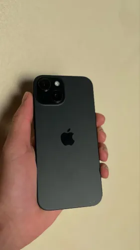 iPhone 15 - 256gb - Black Titanium (Novo)