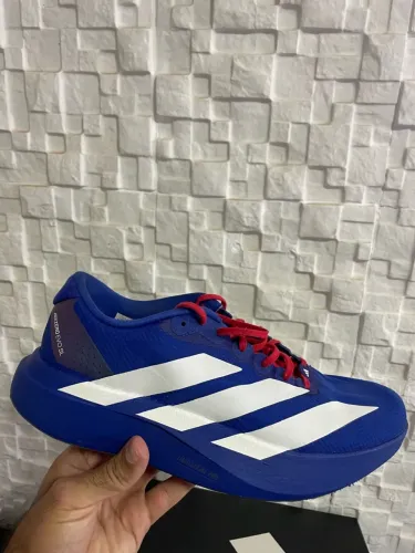 Adidos EVO SL com 44km 