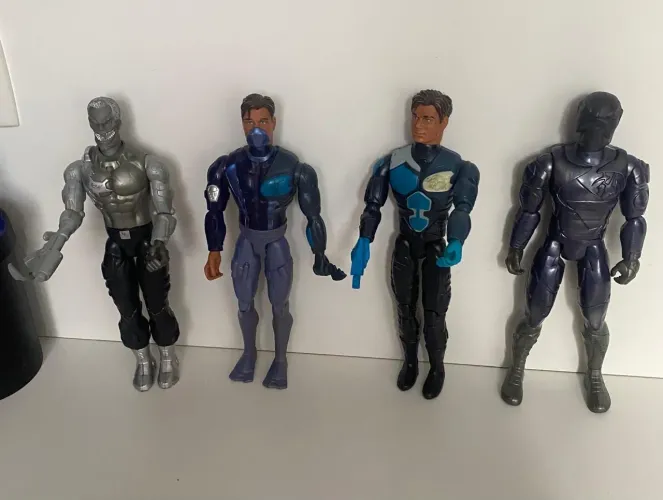 4 Bonecos Max Steel Antigos Mattel 2008/2009 - Originais - Colecionáveis