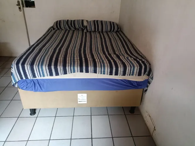 Cama box