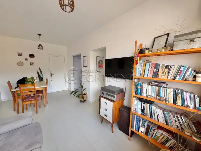 APARTAMENTO 2 DORMITÓRIOS EM CAPOEIRAS - ELEVADOR - GARAGEM - SOL DA MANHÃ