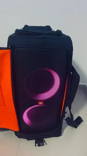 Caixa jbl 310