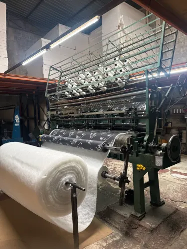 Bordadeira Matelasse Mutinga
