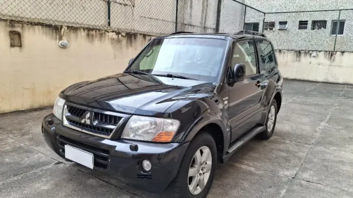 Mitsubishi Pajero GLS Hpe/hpe Full 3.8 233cv 3P AUT 2006