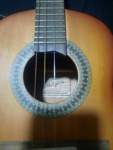 Vendo cavaquinho Marques com capa e captador 450 reais