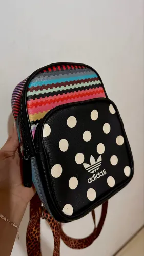 mini mochila adidas e farm
