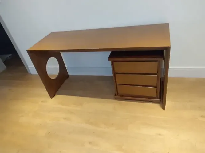 Mesa de Escritório e Criado Mudo - Oportunidade