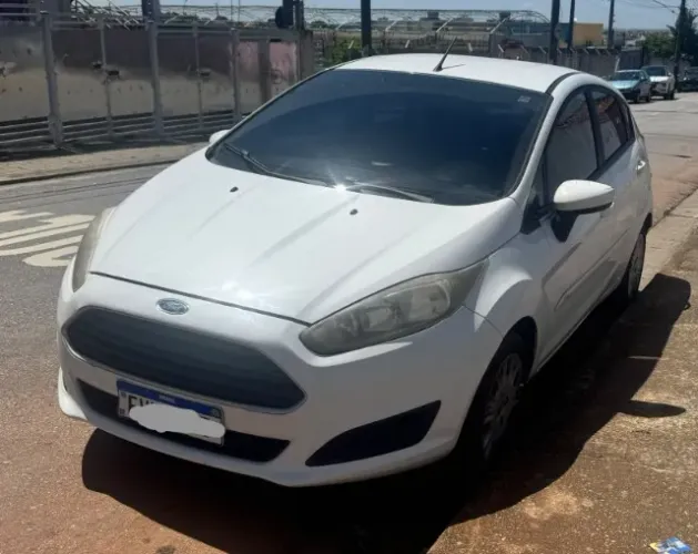 Ford Fiesta 1.5 16V Flex Mec. 5P 2015