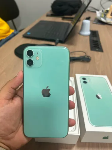 iPhone 11 - 256gb