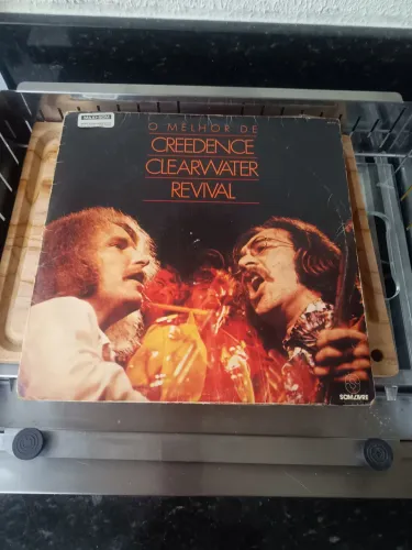 Vinil CREEDENCE CREARWATER REVIVAl