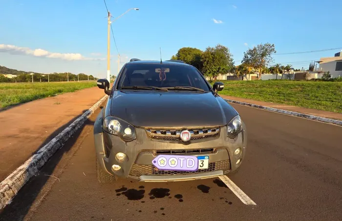 Fiat Palio Weekend Adventure Locker 1.8 Flex 2015