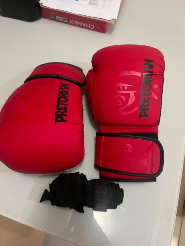 vende-se luva de boxe