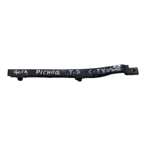 Guia Parachoque Traseiro Direito Honda City 2009 2010 A 2013