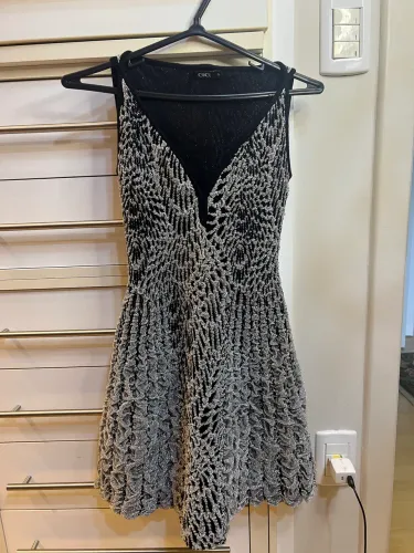 Vestido GIG Preto e Prata Metalizado Brilhante P