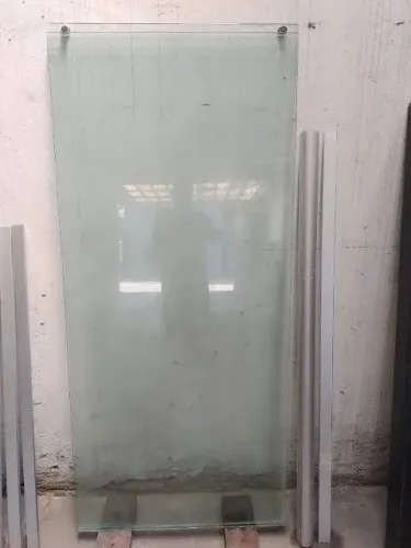 2 folha de box de vidro para banheiro
