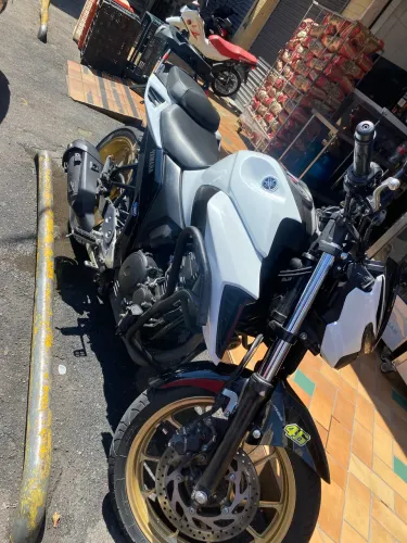 FAZER FZ25 250 21K pra ir rápido