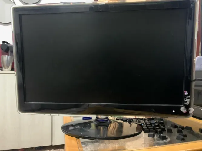 Monitor Samsung syncmaster p2370