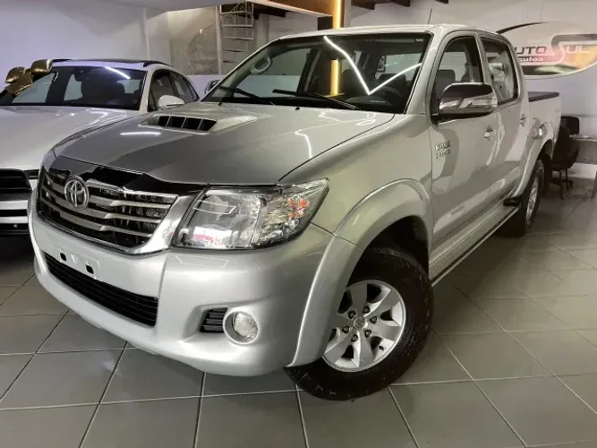 Toyota Hilux CD SRV D4-d 4X4 3.0 TDI Diesel AUT 2013