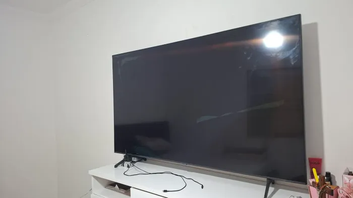 Vendo TV Samsung 65' com display quebrado
