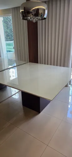 Mesa quadrada laca 1,5 x 1,5