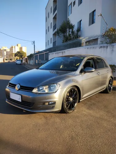Volkswagen Golf Comfortline 1.4 TSI 140cv Aut. 2015