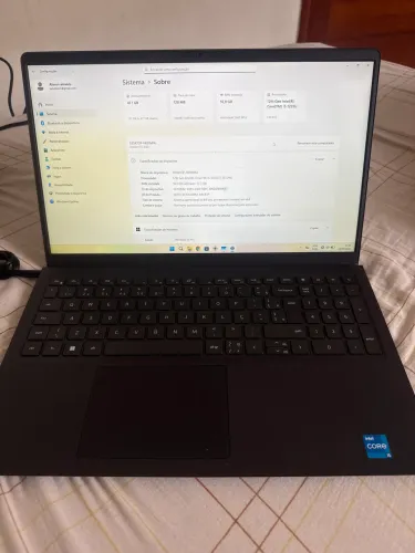 Notebook Dell Inspiron 15 3520 (i5-1235U-16gb RAM-512gb nvme)