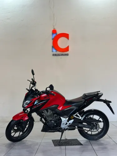 Honda cb 300f Twister abs 2023