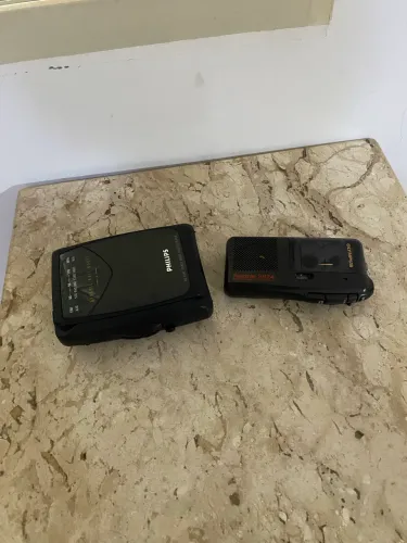 Kit Vintage Retrô - Walkman Philips + Gravador Microcassete Olympus S924