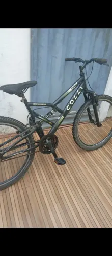 Vendo uma bicicleta Valor 400