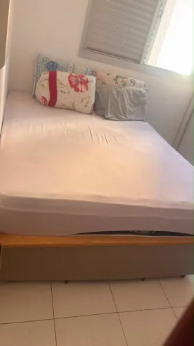 Cama + Colchão Queen