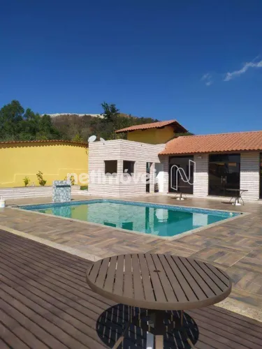 Venda Casa em condomínio Solar do Madeira Contagem