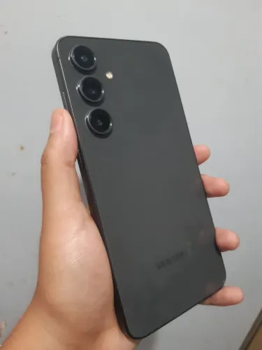 Troco S24FE em um S25 ou um iPhone 13