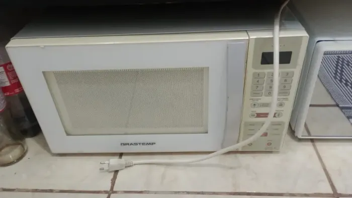 microondas brastemp funcionando certinho