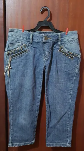 Calça Jeans Capri Anos 2000