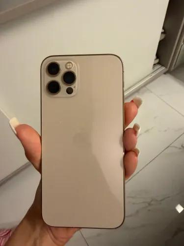 iPhone 12 Pro em perfeito estado
