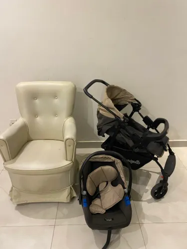 Carro + bebe conforto + poltrona
