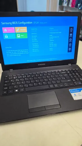 Samsung Core i3-5005U