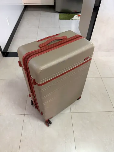 Mala viagem 32kg nova