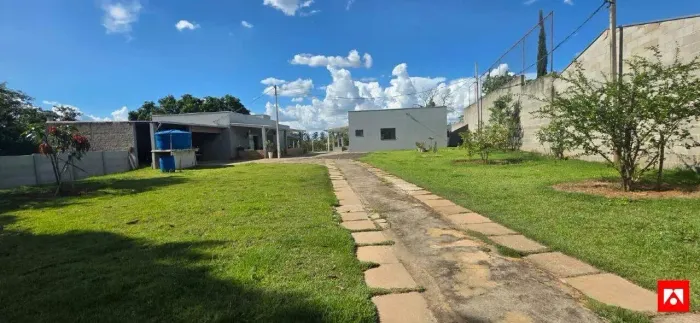 Chácara à Venda com 2 Casas no Mesmo Terreno na Glebas Califórnia em Santa Bárbara dOeste