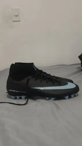 Chuteira NOVA Nike mercurial superfly