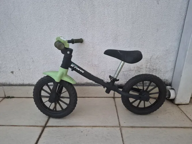 Bicicleta de equilíbrio