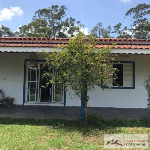 Chácara para Venda em Jundiaí, Ivoturucaia, 4 dormitórios, 2 suítes, 3 banheiros, 5 vagas